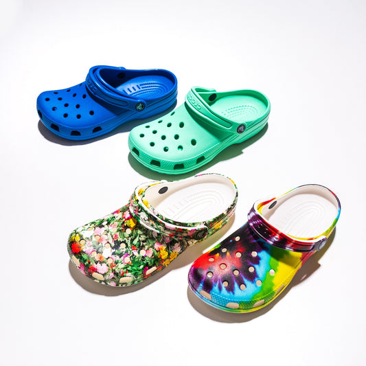 Fashionably Footloose: Accessorising 101 – How to Style Your Crocs with Charms